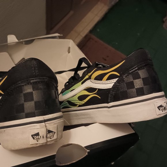 Vans - Picture 5 of 5